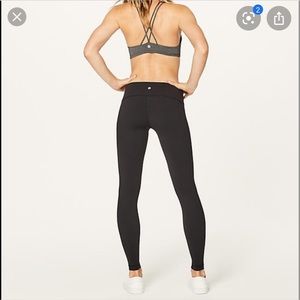 Wunder under black lululemon leggings